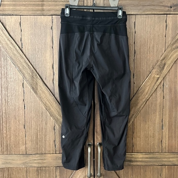 Lululemon Dance Studio Crop 25" Black Athletic Pants Size 4 - Picture 6 of 10